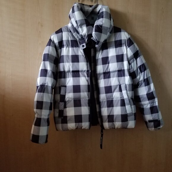 Winter short puffer - Picture 3 of 3